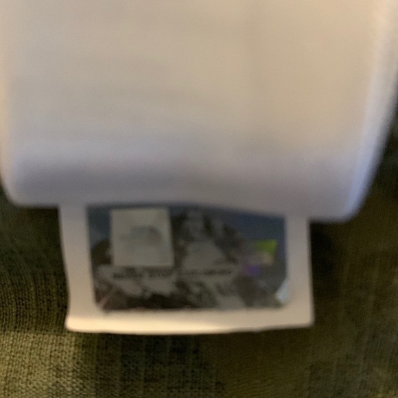 THE North Face Hiking Shorts, Size 2, Army Green. - Picture 7 of 7